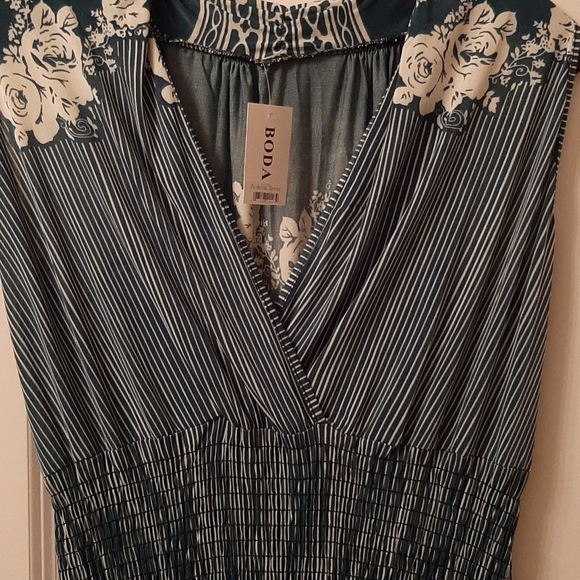 NWT Long black maxi dress large - Picture 2 of 4